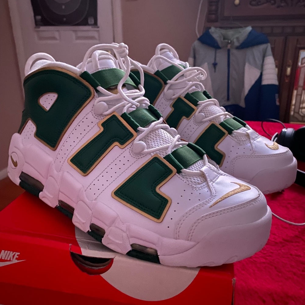 Nike Air More Uptempo shoes